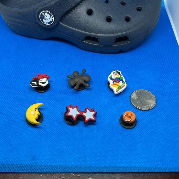 Jibbitz 6 pieces for crocs - Picture 3 of 5